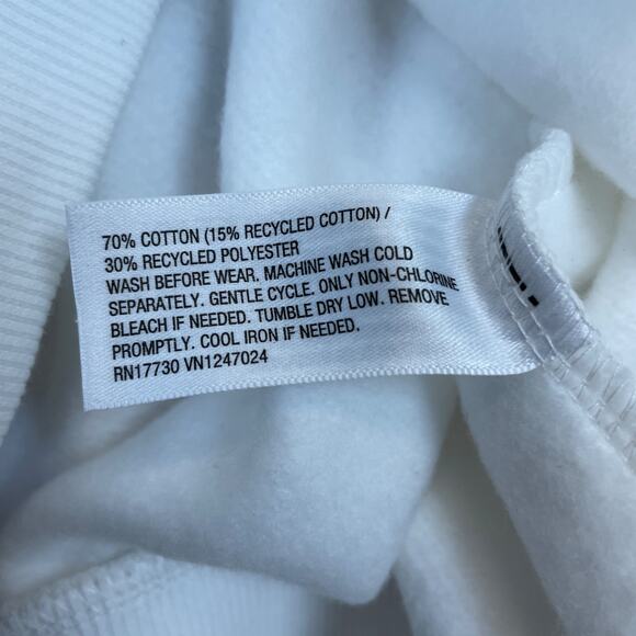 The Cuddle Collab Women's "I Only Travel In Packs" Graphic White Sweatshirt XS - Picture 5 of 5